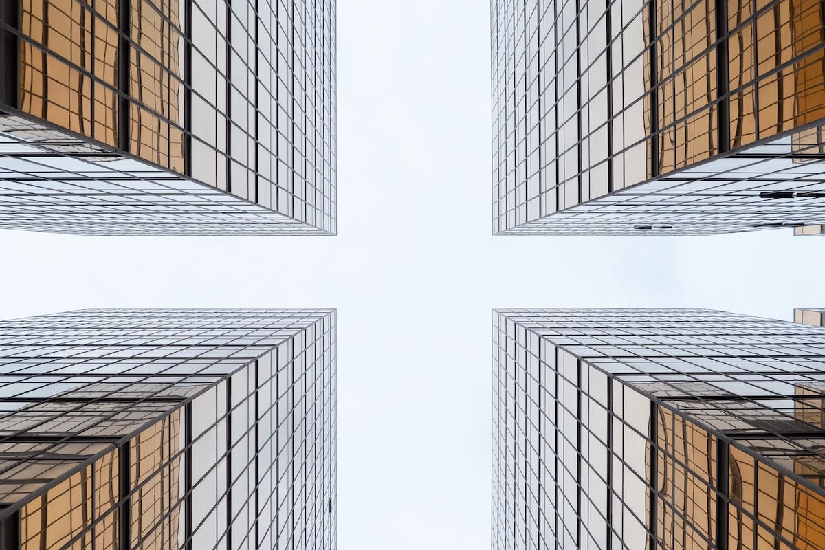 Gesetzte der Symmetrie